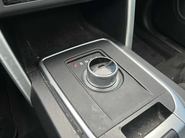 Land rover discovery sport 2.0 si4 4wd hse luxe 2015 | h-869-ff - afbeelding 19 van  34