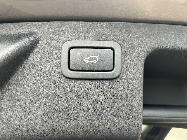 Land rover discovery sport 2.0 si4 4wd hse luxe 2015 | h-869-ff - afbeelding 21 van  34