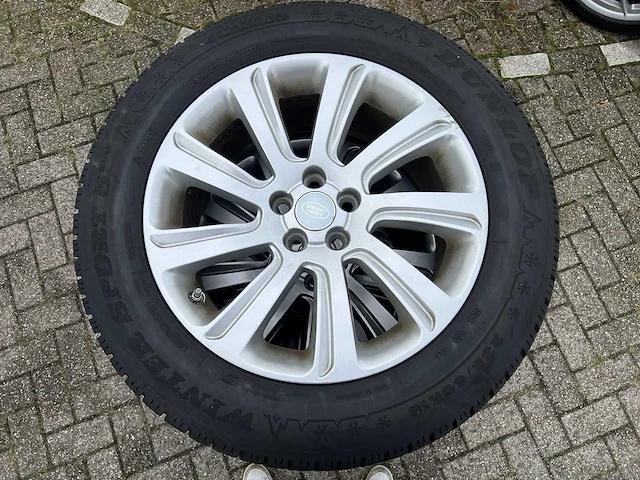 Land rover discovery sport 2.0 si4 4wd hse luxe 2015 | h-869-ff - afbeelding 22 van  34