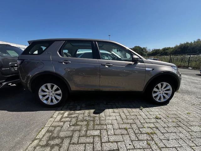 Land rover discovery sport 2.0 td4 hse 150, 2017 - afbeelding 19 van  24