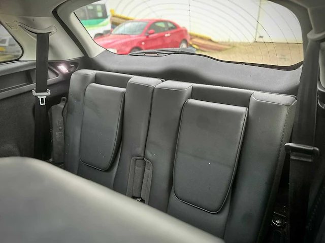 Land rover discovery sport 2.0 td4 hse luxury 7p automaat; nd-281-g - afbeelding 7 van  17