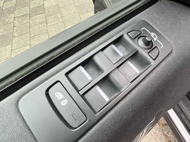 Land rover discovery sport 2.2 td4 4wd hse 7 persoons 2015 | gb-672-p - afbeelding 2 van  32