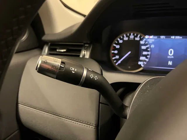 Land rover discovery sport d165 2.0 mhev urban edition 163pk 2022, s-957-rj - afbeelding 25 van  59