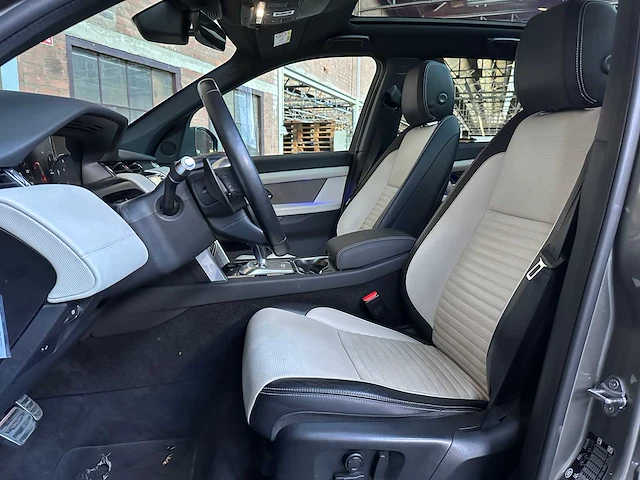 Land rover discovery sport d240 2.0 r-dyn. hse 241pk 2020, s-257-gg - afbeelding 38 van  49