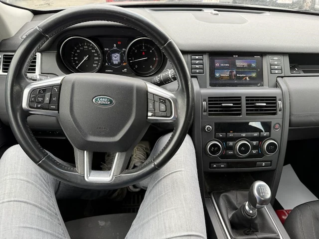 Land rover discovery sport discovery sport 2.0 td4 e-capability pure 150,2017 - afbeelding 2 van  26