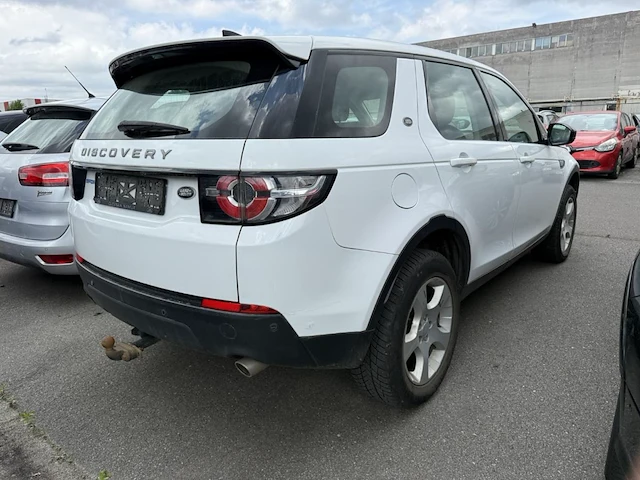 Land rover discovery sport discovery sport 2.0 td4 e-capability pure 150,2017 - afbeelding 21 van  26