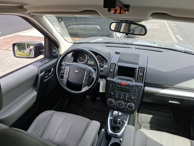 Land rover freelander 2.2 td4 se car 2011 | rp-124-p - afbeelding 21 van  31