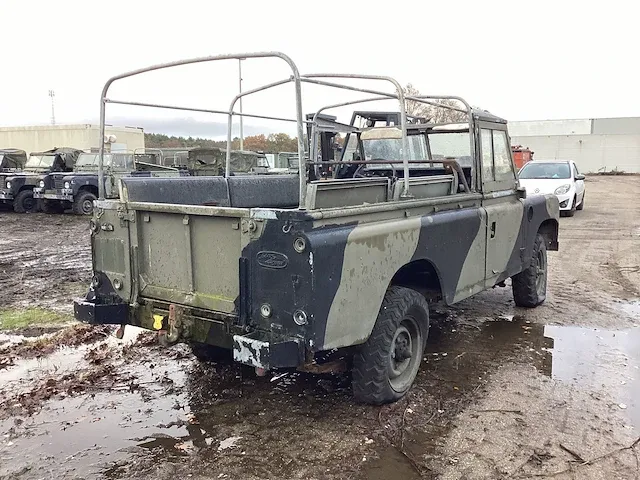 Land-rover jeep - afbeelding 9 van  13