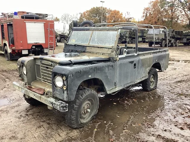Land-rover jeep - afbeelding 1 van  13