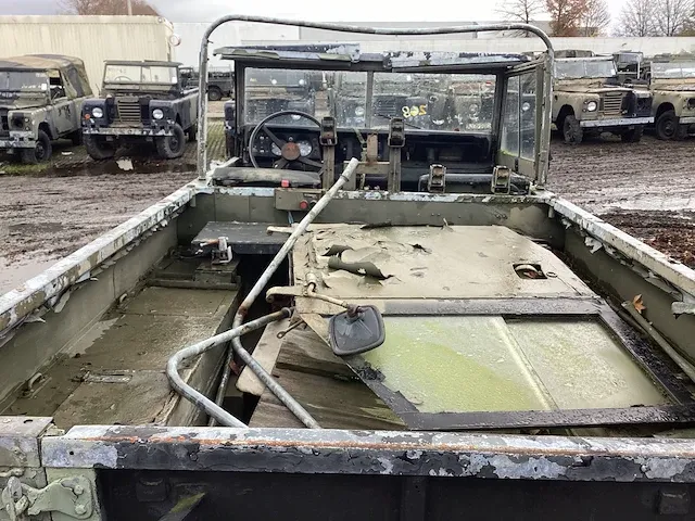 Land-rover jeep - afbeelding 11 van  13
