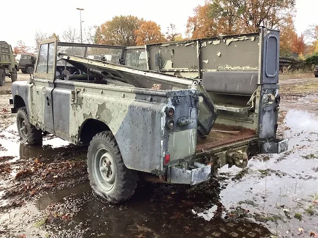 Land-rover jeep - afbeelding 8 van  13