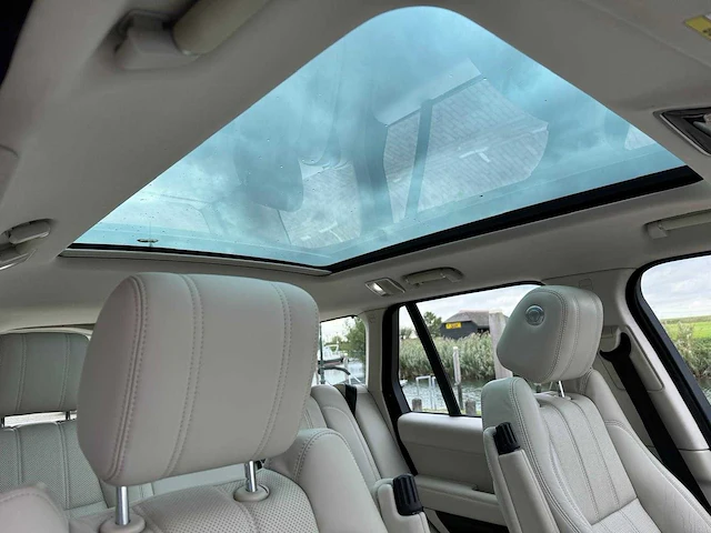 Land rover range rover 3.0 tdv6 vogue pano soft-close alle opties 0822 - afbeelding 3 van  40