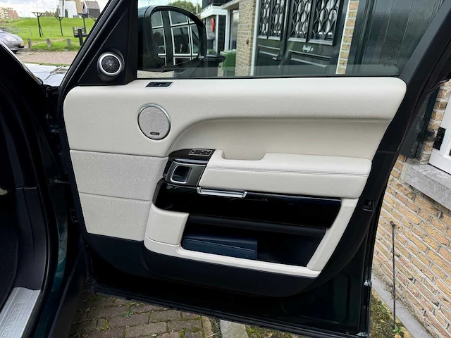 Land rover range rover 3.0 tdv6 vogue pano soft-close alle opties 0822 - afbeelding 5 van  40
