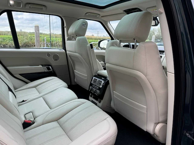 Land rover range rover 3.0 tdv6 vogue pano soft-close alle opties 0822 - afbeelding 6 van  40