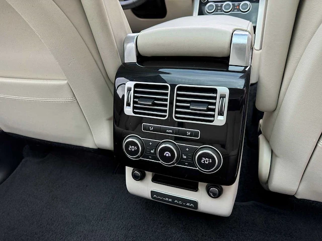 Land rover range rover 3.0 tdv6 vogue pano soft-close alle opties 0822 - afbeelding 8 van  40