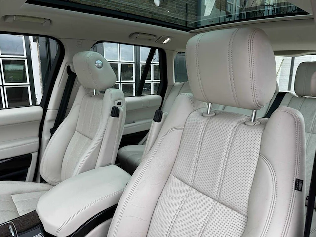 Land rover range rover 3.0 tdv6 vogue pano soft-close alle opties 0822 - afbeelding 22 van  40