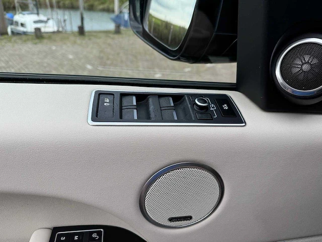 Land rover range rover 3.0 tdv6 vogue pano soft-close alle opties 0822 - afbeelding 26 van  40