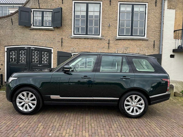 Land rover range rover 3.0 tdv6 vogue pano soft-close alle opties 0822 - afbeelding 23 van  40