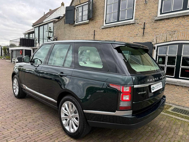 Land rover range rover 3.0 tdv6 vogue pano soft-close alle opties 0822 - afbeelding 34 van  40