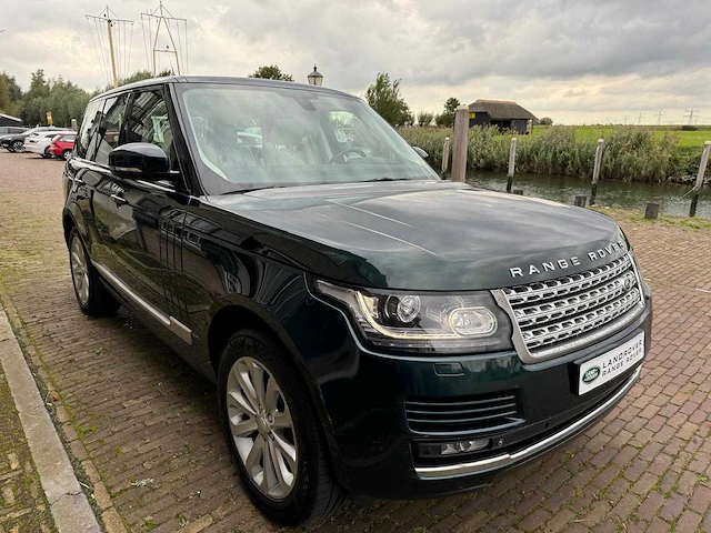 Land rover range rover 3.0 tdv6 vogue pano soft-close alle opties 0822 - afbeelding 38 van  40