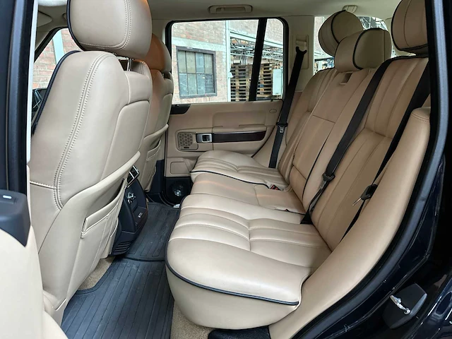 Land rover range rover 3.6 tdv8 vogue 272pk 2007, 64-tt-fv youngtimer - afbeelding 31 van  48