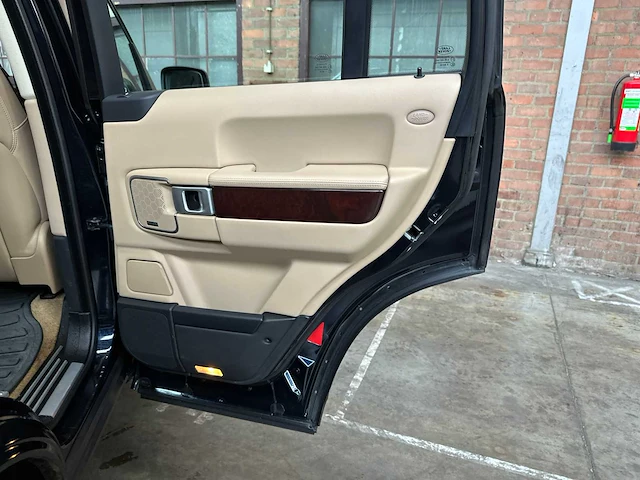Land rover range rover 3.6 tdv8 vogue 272pk 2007, 64-tt-fv youngtimer - afbeelding 37 van  48