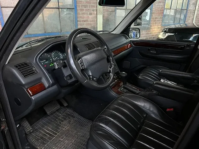 Land rover range rover 4.6 hse 218pk 2001, xr-764-x -youngtimer- - afbeelding 14 van  44