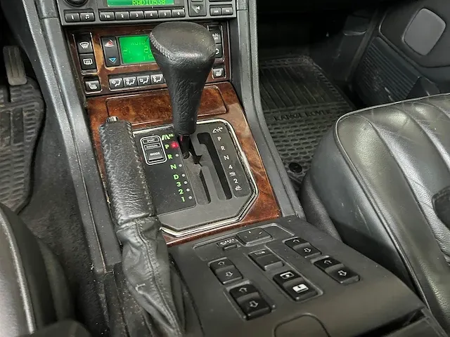 Land rover range rover 4.6 hse 218pk 2001, xr-764-x -youngtimer- - afbeelding 18 van  44