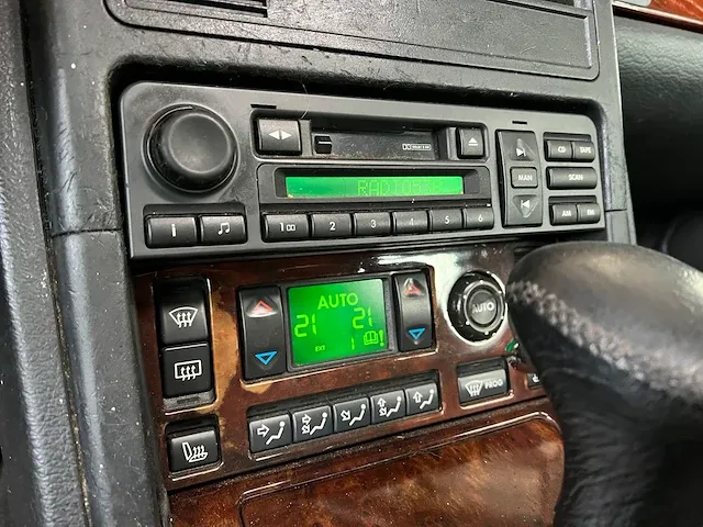 Land rover range rover 4.6 hse 218pk 2001, xr-764-x -youngtimer- - afbeelding 19 van  44