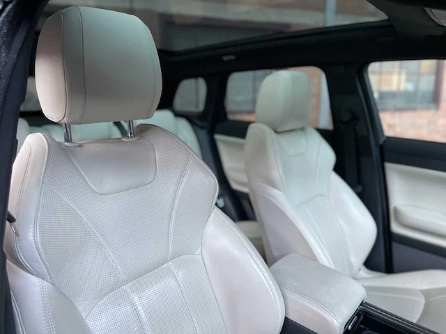Land rover range rover evoque 2.0 d180 awd r-dynamic first edition 179pk 2019, s-595-xv - afbeelding 26 van  46