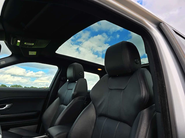 Land rover range rover evoque 2.0 ed4 urban series, pn-914-r - afbeelding 21 van  47