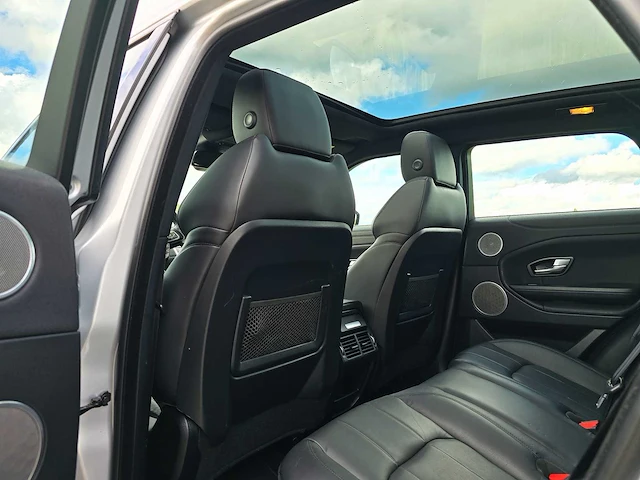 Land rover range rover evoque 2.0 ed4 urban series, pn-914-r - afbeelding 30 van  47