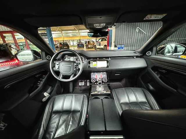 Land rover range rover evoque 2.0 p200 awd r-dynamic hello edition | j-203-bk | i - afbeelding 21 van  29