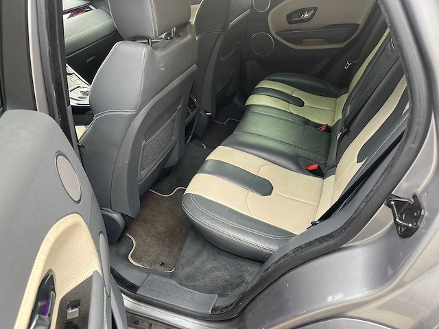 Land rover range rover evoque 2.0 si 4wd prestige, automaat kr-655-r - afbeelding 17 van  30