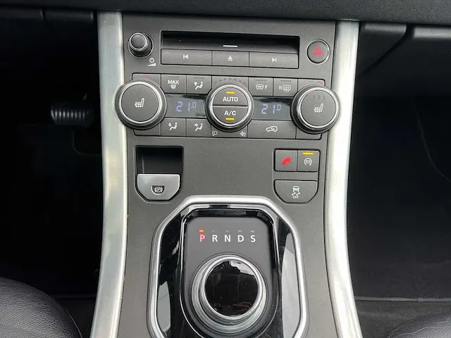 Land rover range rover evoque 2.0 si 4wd pure business edition 241pk 2015 orig-nl, 1-zll-43 - afbeelding 14 van  44