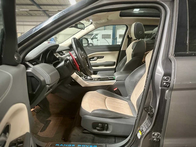 Land rover range rover evoque 2.0 td4 hse dynamic automaat; jf-165-n - afbeelding 9 van  13