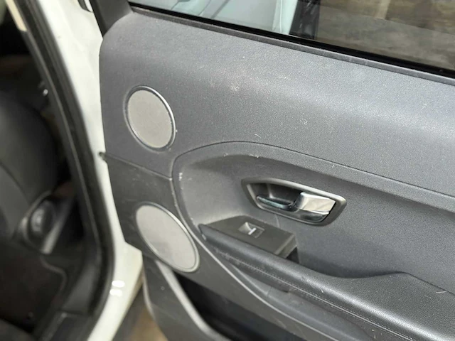 Land rover range rover evoque 2.2 ed4 2wd pure 150pk 2013 (origineel-nl), 7-kkh-75 - afbeelding 38 van  54