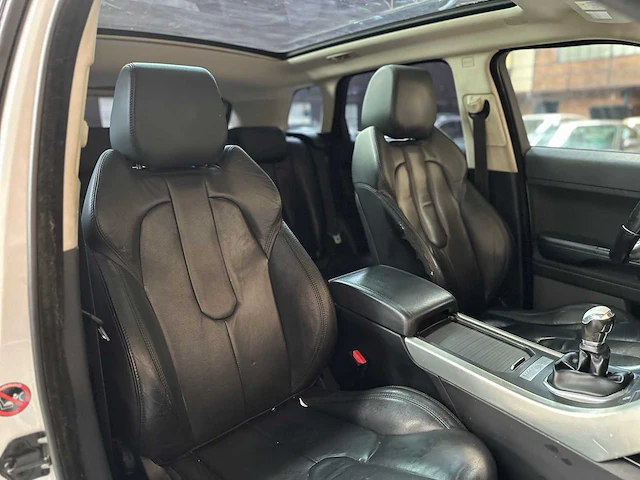 Land rover range rover evoque 2.2 ed4 2wd pure 150pk 2013 (origineel-nl), 7-kkh-75 - afbeelding 48 van  54