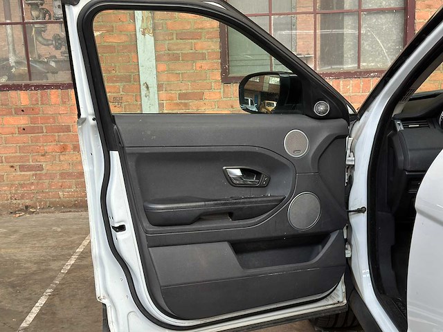 Land rover range rover evoque 2.2 ed4 2wd pure 150pk 2013 (origineel-nl), 7-kkh-75 - afbeelding 26 van  54