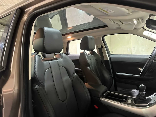 Land rover range rover evoque 2.2 ed4 2wd pure business edition 150pk 2015, gz-906-b - afbeelding 33 van  41