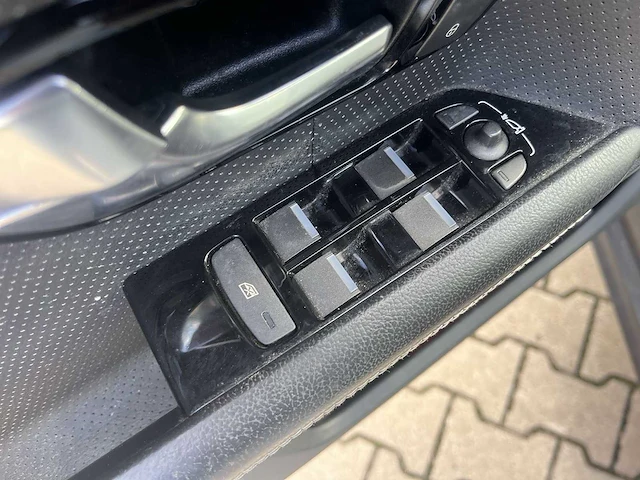 Land rover range rover evoque 2.2 sd4 4wd prestige 2012 | rk-263-h - afbeelding 2 van  30