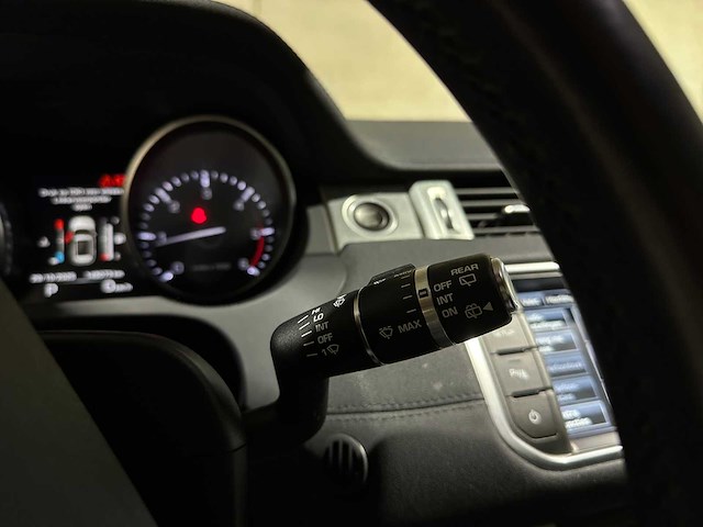 Land rover range rover evoque 2.2 sd4 4wd pure business edition 190pk 2014 (automaat), 5-tvk-21 - afbeelding 15 van  39