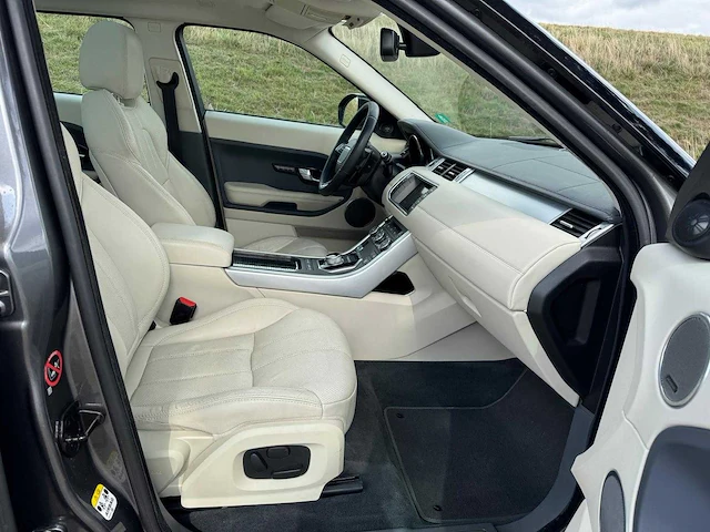 Land rover range rover evoque 2.2 td4 4wd sport pano pure business edition automaat, sj-366-f - afbeelding 8 van  38