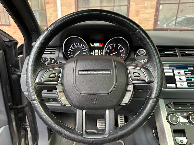 Land rover range rover evoque coupé 2.0 si 4wd prestige 241pk 2012, h-017-xt - afbeelding 20 van  45