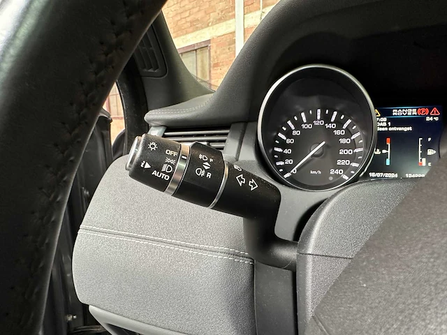 Land rover range rover evoque coupé 2.0 si 4wd prestige 241pk 2012, h-017-xt - afbeelding 21 van  45