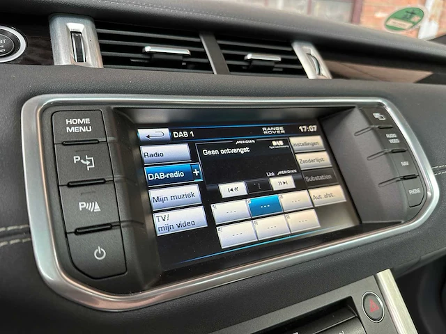 Land rover range rover evoque coupé 2.0 si 4wd prestige 241pk 2012, h-017-xt - afbeelding 28 van  45