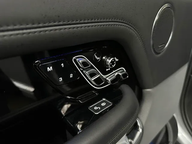 Land rover range rover p400e autobiography 300pk 2018, p-882-kr - afbeelding 46 van  77