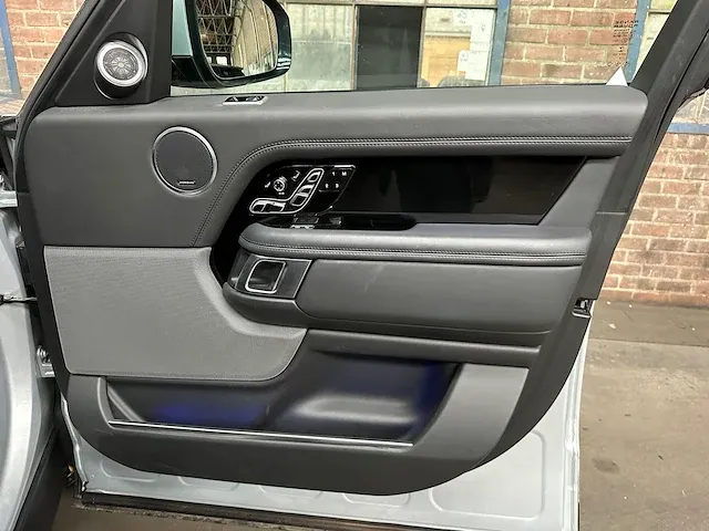 Land rover range rover p400e autobiography 300pk 2018, p-882-kr - afbeelding 57 van  77