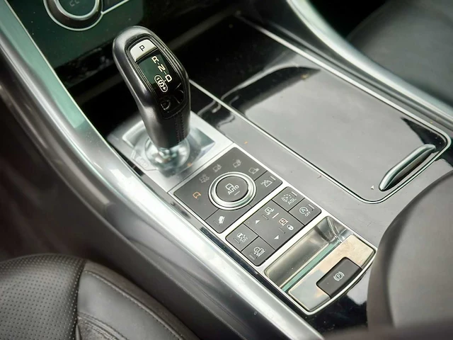 Land rover range rover sport 3.0 sdv6 autobiograph automaat; nz-642-p - afbeelding 14 van  14