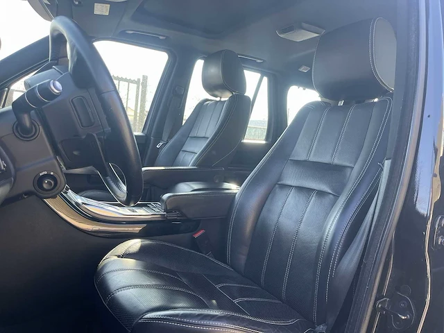 Land rover range rover sport 3.0 sdv6 hse car 2013 | 57-zrd-1 - afbeelding 2 van  28